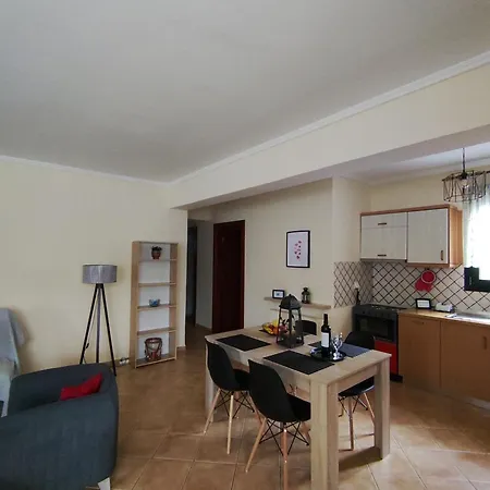 Sotirios Apartment